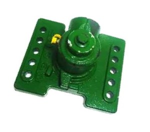 AL208465 Uchwyt Błotnika Lewy Zamiennik John Deere