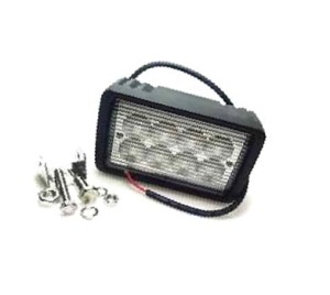 RE68473 Lampa robocza LED John Deere