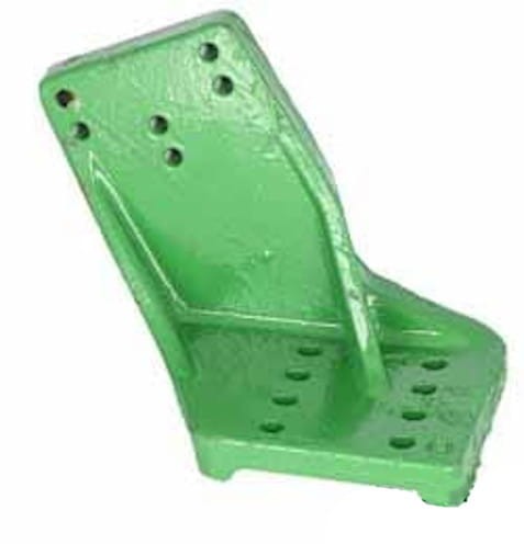 Uchwyt błotnika lewy John Deere L114159