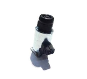 F816860100110 Elektromagnes rozdzielacza podnośnika Massey Ferguson