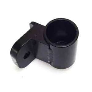 3105256M2 Wspornik lusterka Massey Ferguson