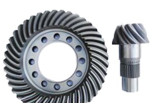 Atak kół  komplet wałek i koło John Deere RE336171