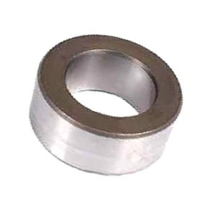 3428296M1 Dystans Massey Ferguson