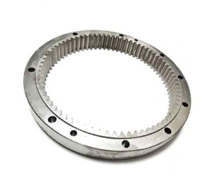 3383256M4 Wieniec Kola 73 zęby Massey Ferguson