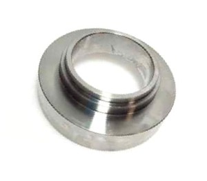 241616A1 Pierścień Case