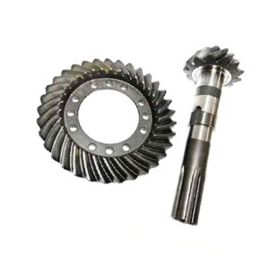 3541424M91 Atak kół komplet 13X33 Massey Ferguson