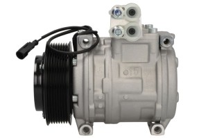 Sprężarka klimatyzacji JOHN DEERE 7700053414