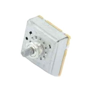 82023545 WŁĄCZNIK CASE
